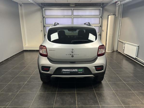 Renault Sandero II с пробегом 2016 года, цена 1 050 000 рублей, 121859 км, хэтчбек, Автокод Объявления