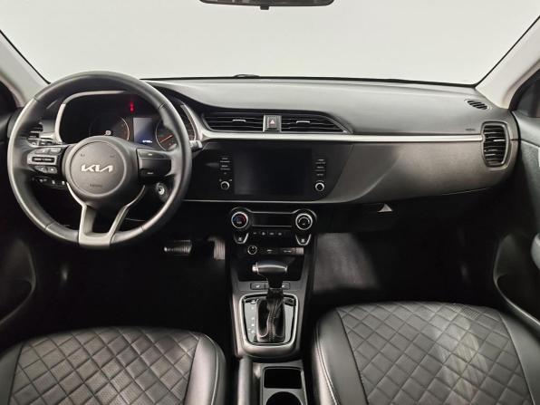 Kia Rio IV Рестайлинг с пробегом 2022 года, цена 1 549 000 рублей, 67599 км, седан, Автокод Объявления