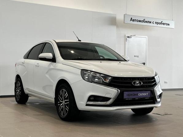 Lada (ВАЗ) Vesta I с пробегом 2018 года, цена 950 000 рублей, 72395 км, седан, Автокод Объявления