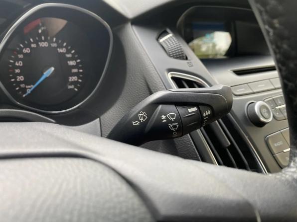 Ford Focus III Рестайлинг с пробегом 2018 года, цена 1 419 000 рублей, 38055 км, седан, Автокод Объявления