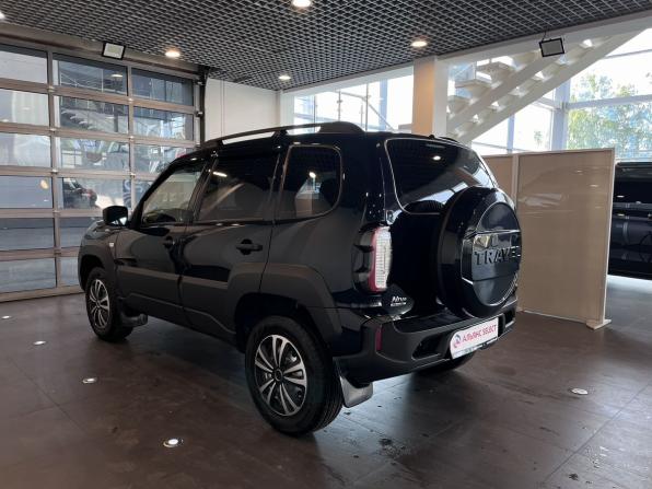 Lada (ВАЗ) Niva Travel I с пробегом 2024 года, цена 1 272 000 рублей, 24146 км, внедорожник, Автокод Объявления
