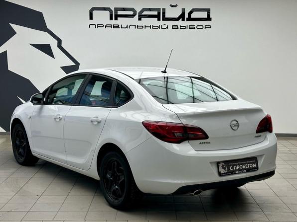 Opel Astra J Рестайлинг с пробегом 2013 года, цена 875 000 рублей, 161500 км, седан, Автокод Объявления
