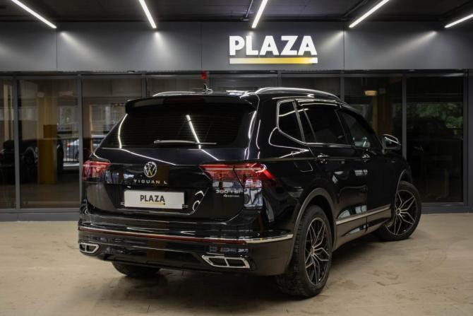 Volkswagen Tiguan II Рестайлинг с пробегом 2023 года, цена 4 379 000 рублей, 49656 км, внедорожник, Автокод Объявления