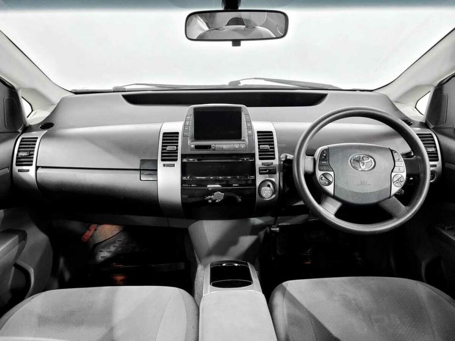 Toyota Prius II (XW20) Москва  - изображение 5