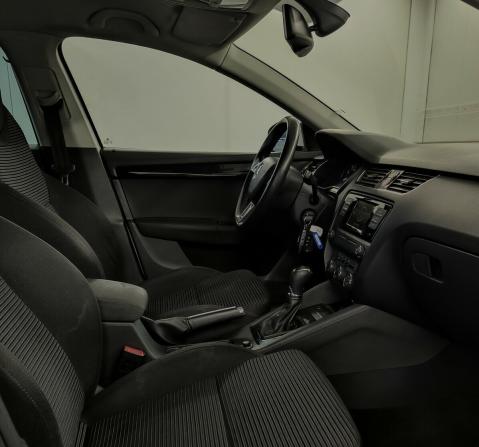 Skoda Octavia III (A7) с пробегом 2015 года, цена 1 335 000 рублей, 135348 км, лифтбек, Автокод Объявления