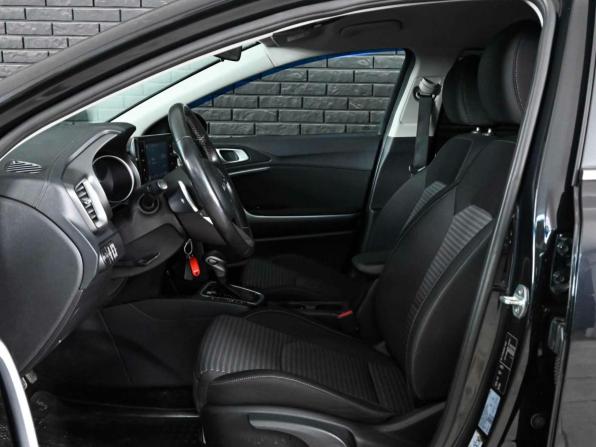 Kia Ceed III Рестайлинг с пробегом 2021 года, цена 2 300 000 рублей, 83811 км, универсал, Автокод Объявления