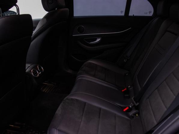 Mercedes-Benz E-Класс V (W213 S213 C238) Рестайлинг с пробегом 2020 года, цена 4 424 000 рублей, 60064 км, седан, Автокод Объявления