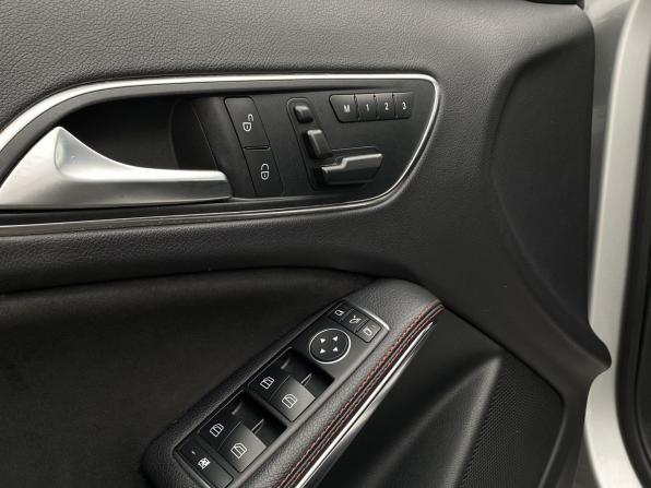 Mercedes-Benz GLA I (X156) с пробегом 2015 года, цена 2 199 000 рублей, 99000 км, внедорожник, Автокод Объявления