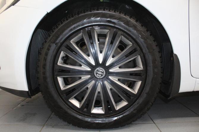 Kia Ceed II с пробегом 2013 года, цена 1 090 000 рублей, 123246 км, универсал, Автокод Объявления