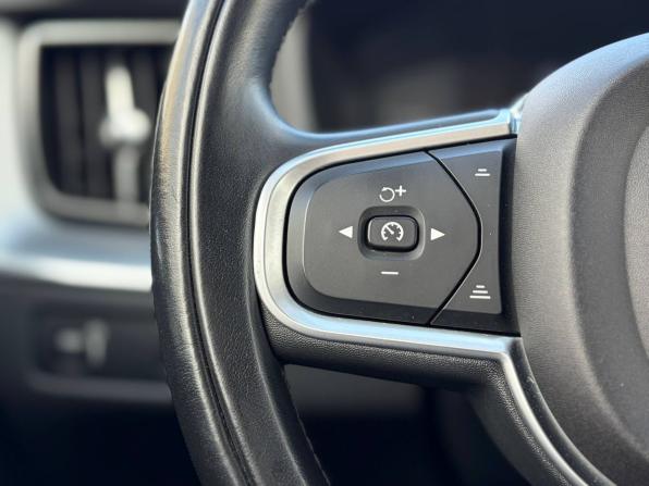 Volvo XC60 II с пробегом 2018 года, цена 3 195 000 рублей, 142000 км, внедорожник, Автокод Объявления