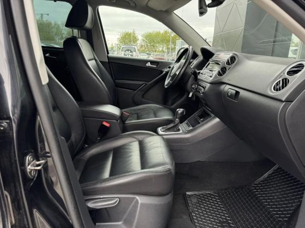 Volkswagen Tiguan I с пробегом 2011 года, цена 1 210 000 рублей, 155623 км, внедорожник, Автокод Объявления