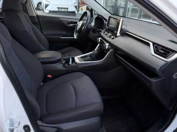 Toyota RAV4 V (XA50) с пробегом 2021 года, цена 3 400 000 рублей, 65700 км, внедорожник, Автокод Объявления