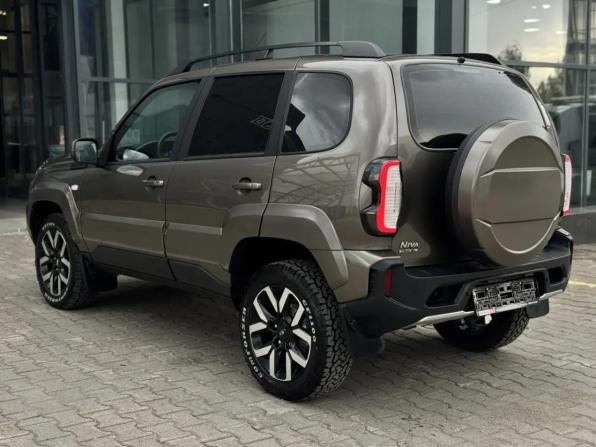 Lada (ВАЗ) Niva I Рестайлинг (Travel) с пробегом 2026 года, цена 1 600 000 рублей, 2500 км, внедорожник, Автокод Объявления