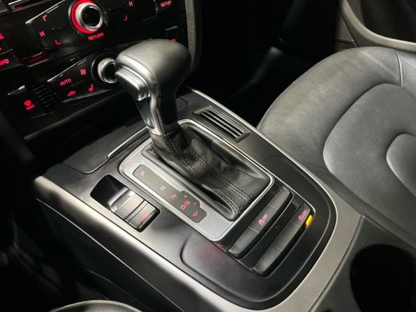 Audi A5 I (8T) Рестайлинг с пробегом 2013 года, цена 1 795 000 рублей, 221902 км, лифтбек, Автокод Объявления
