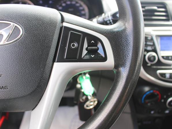 Hyundai Solaris I с пробегом 2012 года, цена 670 000 рублей, 154379 км, седан, Автокод Объявления
