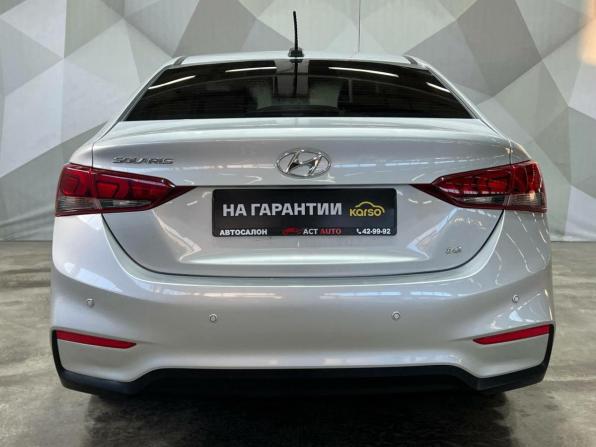 Hyundai Solaris II с пробегом 2019 года, цена 1 400 000 рублей, 81000 км, седан, Автокод Объявления