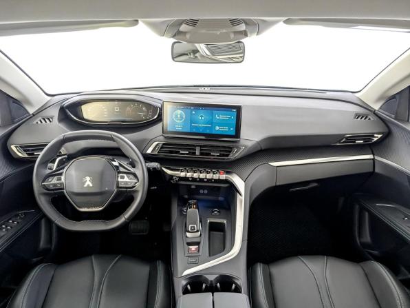 Peugeot 5008 II Рестайлинг с пробегом 2021 года, цена 3 165 000 рублей, 8200 км, внедорожник, Автокод Объявления