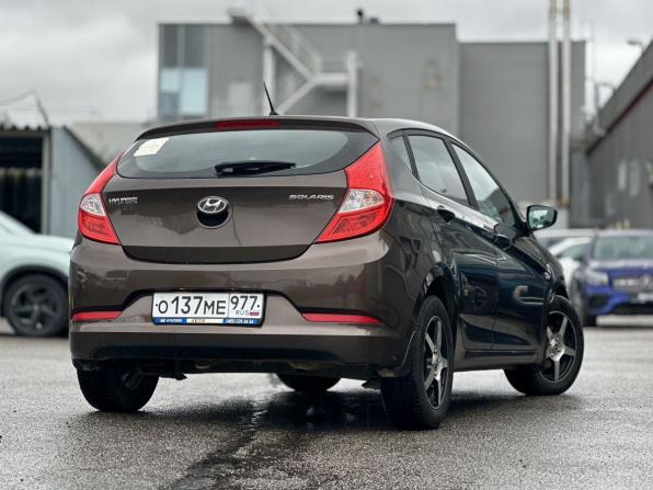 Hyundai Solaris I Рестайлинг с пробегом 2015 года, цена 899 000 рублей, 71033 км, хэтчбек, Автокод Объявления