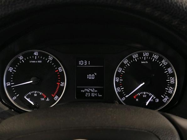 Skoda Octavia II (A5) Рестайлинг с пробегом 2013 года, цена 729 000 рублей, 231640 км, лифтбек, Автокод Объявления