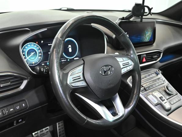 Hyundai Santa Fe IV Рестайлинг с пробегом 2021 года, цена 3 450 000 рублей, 124049 км, внедорожник, Автокод Объявления