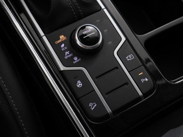 Kia Sorento IV с пробегом 2020 года, цена 3 000 000 рублей, 99663 км, внедорожник, Автокод Объявления