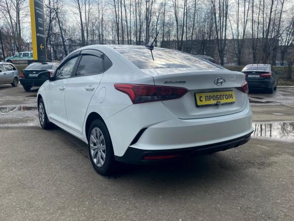 Hyundai Solaris II Рестайлинг с пробегом 2021 года, цена 1 299 000 рублей, 130000 км, седан, Автокод Объявления
