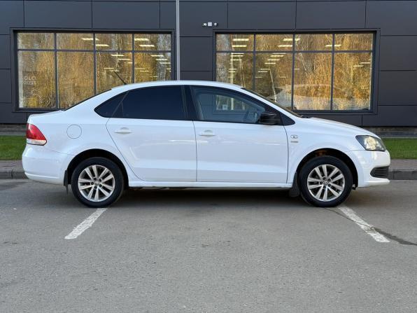 Volkswagen Polo V с пробегом 2013 года, цена 610 000 рублей, 198080 км, седан, Автокод Объявления