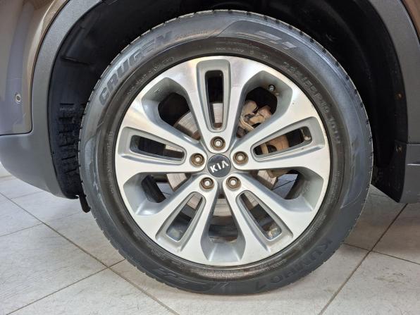 Kia Sorento II Рестайлинг с пробегом 2013 года, цена 1 552 000 рублей, 239668 км, внедорожник, Автокод Объявления
