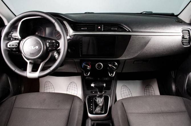 Kia Rio IV Рестайлинг с пробегом 2021 года, цена 1 249 000 рублей, 123000 км, седан, Автокод Объявления