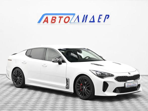 Kia Stinger I с пробегом 2019 года, цена 1 629 000 рублей, 73256 км, лифтбек, Автокод Объявления