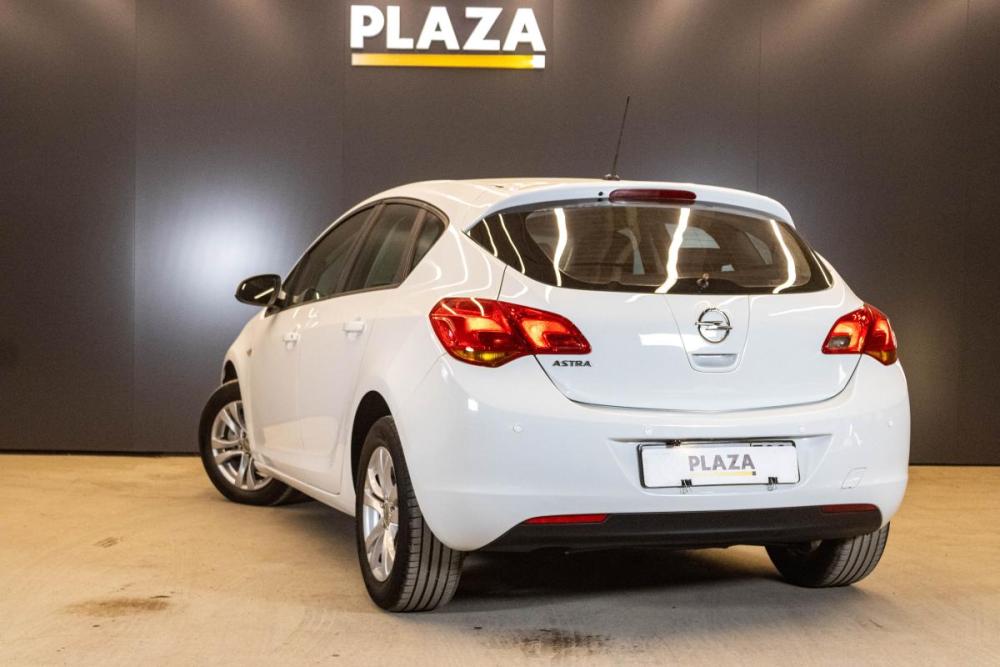 Opel Astra J Уфа  - изображение 4