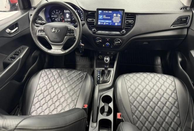 Hyundai Solaris II Рестайлинг с пробегом 2021 года, цена 1 650 000 рублей, 120114 км, седан, Автокод Объявления
