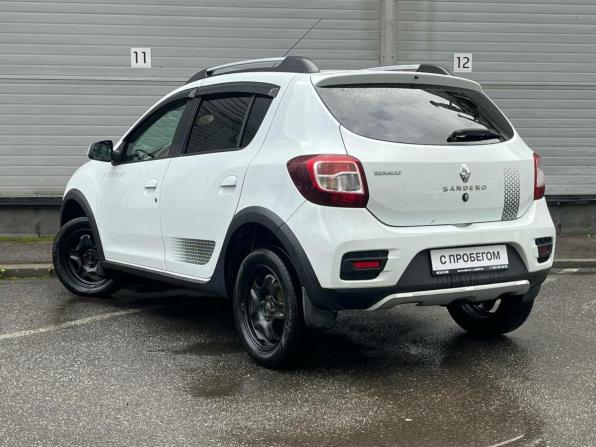Renault Sandero II Рестайлинг с пробегом 2018 года, цена 799 000 рублей, 188743 км, хэтчбек, Автокод Объявления