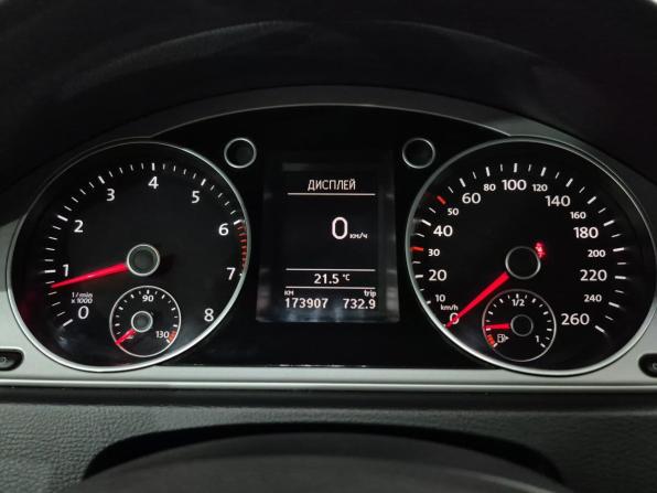 Volkswagen Passat B7 с пробегом 2013 года, цена 1 060 000 рублей, 173906 км, седан, Автокод Объявления