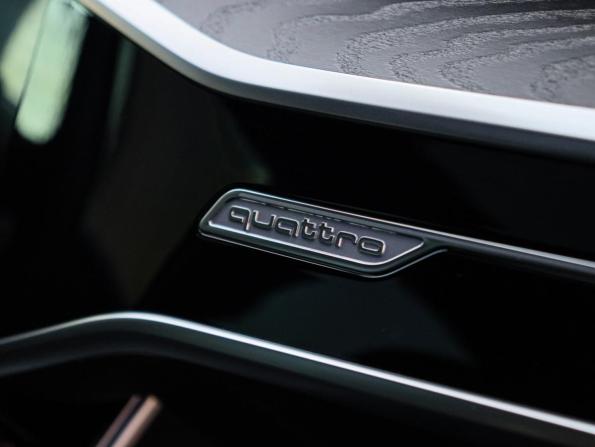 Audi A6 V (C8) с пробегом 2020 года, цена 5 200 000 рублей, 56015 км, седан, Автокод Объявления