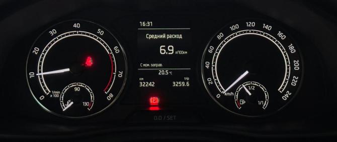Skoda Rapid II с пробегом 2022 года, цена 1 595 000 рублей, 32242 км, лифтбек, Автокод Объявления