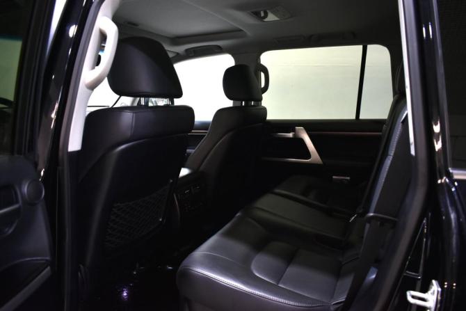 Toyota Land Cruiser 200 Series Рестайлинг 2 с пробегом 2019 года, цена 7 868 000 рублей, 95837 км, внедорожник, Автокод Объявления