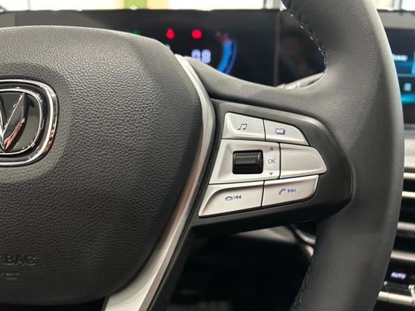 Changan Eado Plus с пробегом 2023 года, цена 1 649 000 рублей, 18956 км, седан, Автокод Объявления