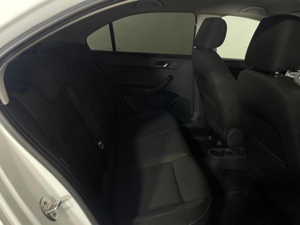 Skoda Rapid I с пробегом 2015 года, цена 765 000 рублей, 269860 км, лифтбек, Автокод Объявления