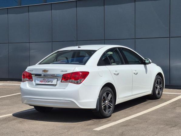 Chevrolet Cruze I Рестайлинг с пробегом 2015 года, цена 860 000 рублей, 187900 км, седан, Автокод Объявления