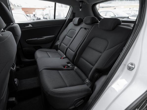 Kia Sportage IV Рестайлинг с пробегом 2018 года, цена 1 755 000 рублей, 208020 км, внедорожник, Автокод Объявления