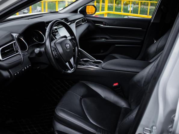 Toyota Camry VIII (XV70) с пробегом 2019 года, цена 2 569 999 рублей, 89987 км, седан, Автокод Объявления