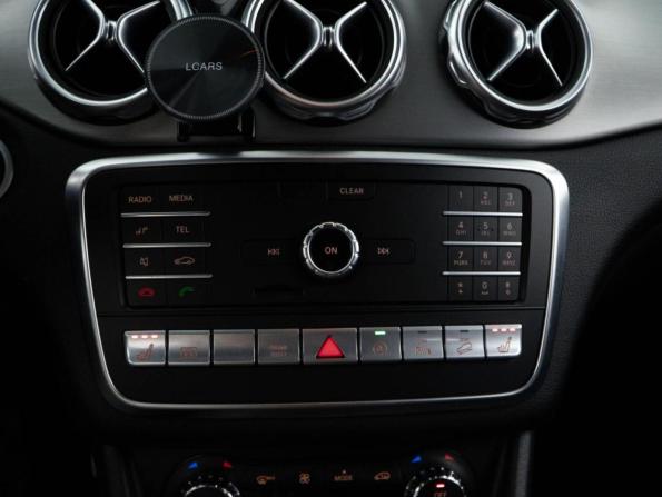 Mercedes-Benz GLA I (X156) Рестайлинг с пробегом 2017 года, цена 2 549 077 рублей, 127347 км, внедорожник, Автокод Объявления