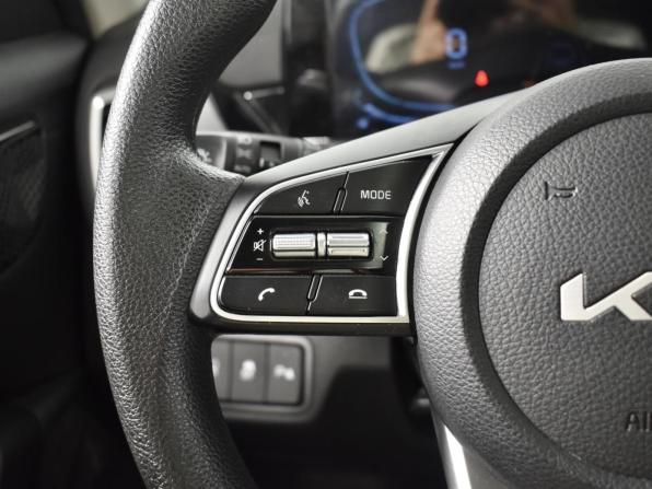 Kia Seltos I Рестайлинг с пробегом 2024 года, цена 2 509 900 рублей, 18578 км, внедорожник, Автокод Объявления