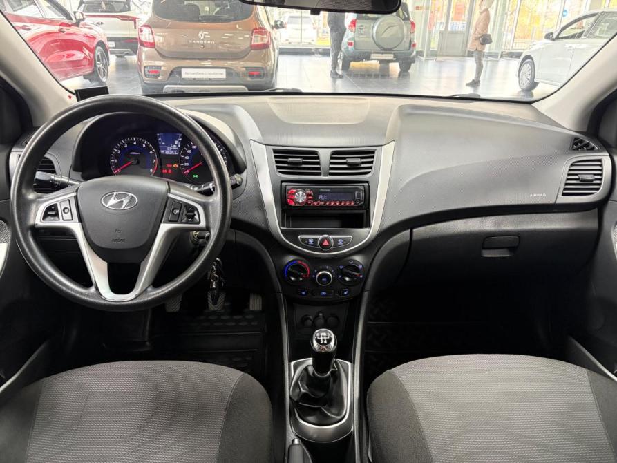 Hyundai Solaris I Киров  - изображение 12