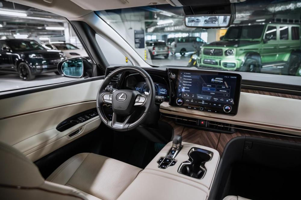 Lexus LM II Москва  - изображение 10