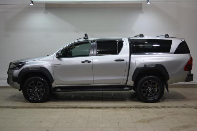Toyota Hilux VIII Рестайлинг 2 с пробегом 2022 года, цена 5 499 000 рублей, 37000 км, пикап, Автокод Объявления