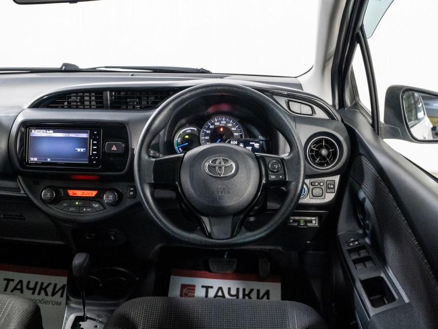 Toyota Vitz III (XP130) Рестайлинг 2 Иркутск  - изображение 9