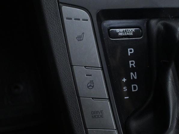 Hyundai Elantra VI (AD) Рестайлинг с пробегом 2020 года, цена 1 364 000 рублей, 146000 км, седан, Автокод Объявления