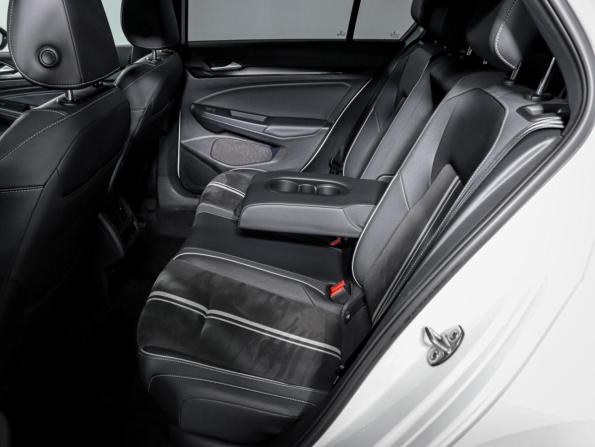 Volkswagen Golf VIII с пробегом 2021 года, цена 2 950 000 рублей, 49484 км, хэтчбек, Автокод Объявления